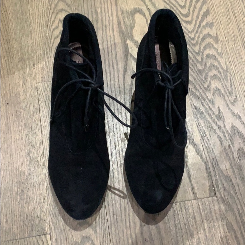 Easy Spirit wedge booties in black